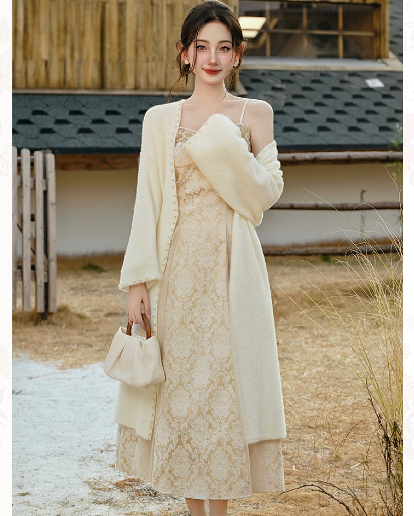 Adriata Pearl Chain Baroque Royalcore Dress